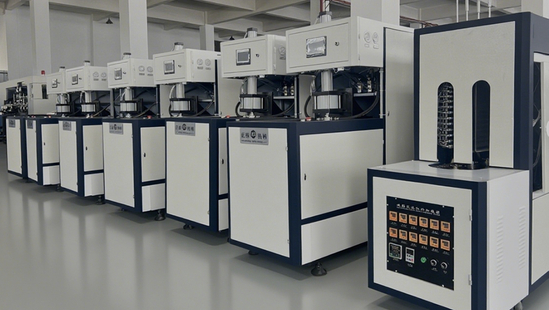 Полу автоматическая бутылочная машина